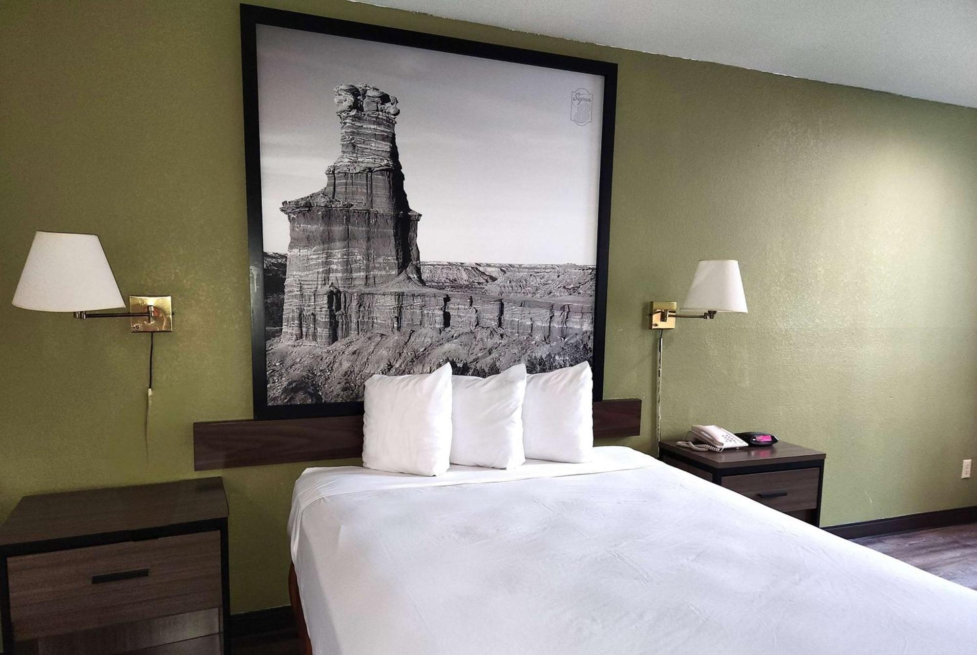 ซูเปอร์ 8 บาย วินด์แฮม ออสติน นอร์ท/ยูนิเวอร์ซิตี้ แอเรีย Hotel ภายนอก รูปภาพ
