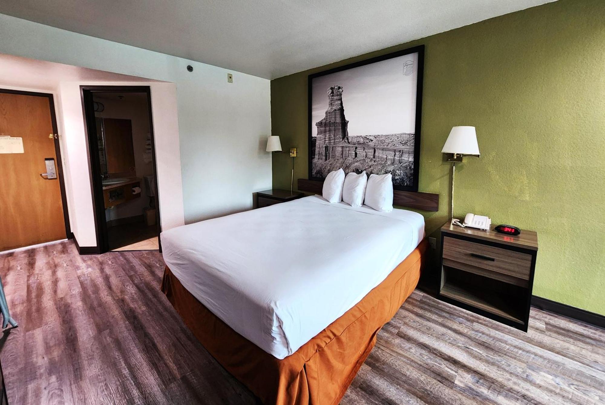 ซูเปอร์ 8 บาย วินด์แฮม ออสติน นอร์ท/ยูนิเวอร์ซิตี้ แอเรีย Hotel ภายนอก รูปภาพ
