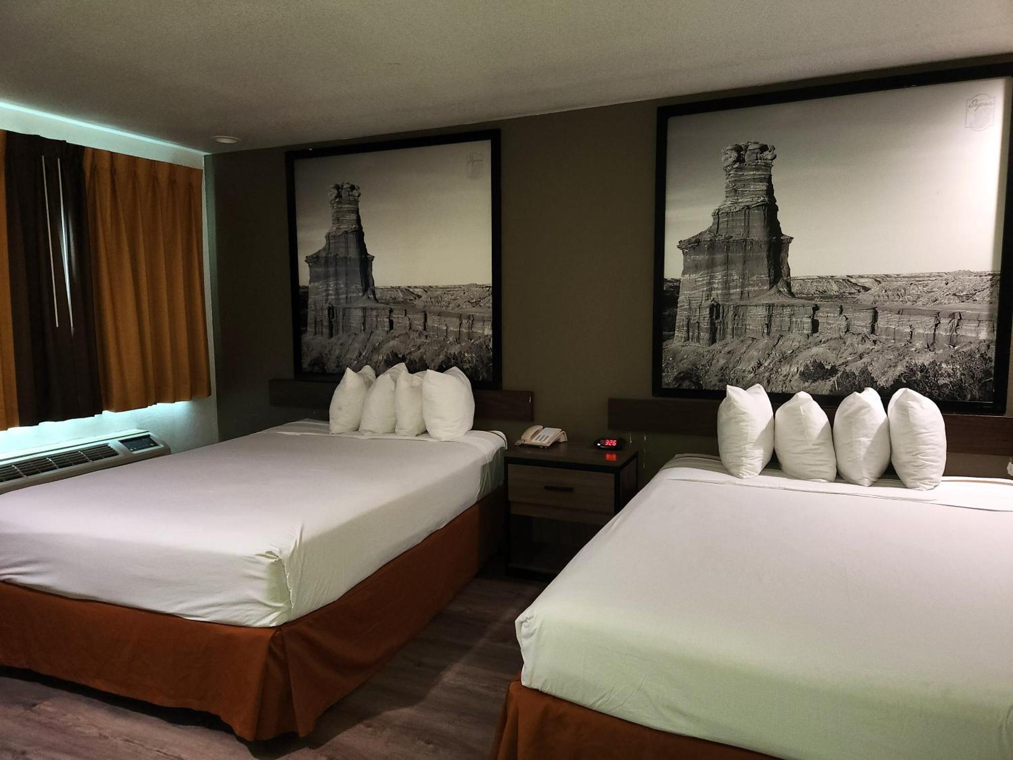 ซูเปอร์ 8 บาย วินด์แฮม ออสติน นอร์ท/ยูนิเวอร์ซิตี้ แอเรีย Hotel ภายนอก รูปภาพ