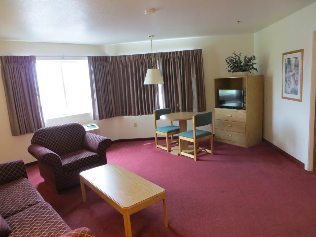 ซูเปอร์ 8 บาย วินด์แฮม ออสติน นอร์ท/ยูนิเวอร์ซิตี้ แอเรีย Hotel ภายนอก รูปภาพ